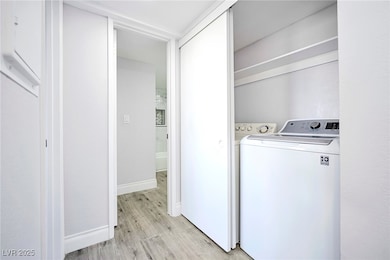 1701 E Katie Ave unit 10, Las Vegas, NV 89119 - photo 5