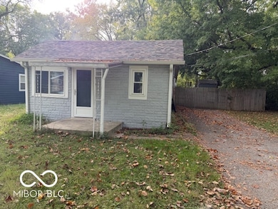 910 S Auburn St, Indianapolis, IN 46241 - photo 2