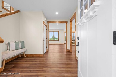 Entrance/Foyer