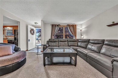 294 Summit Blvd, North Tonawanda, NY 14120 - photo 3