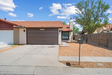 1750 W Linden St-29