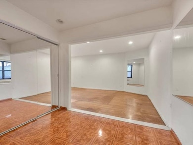 2 W End Ave unit 1F, Brooklyn, NY 11235 - photo 6