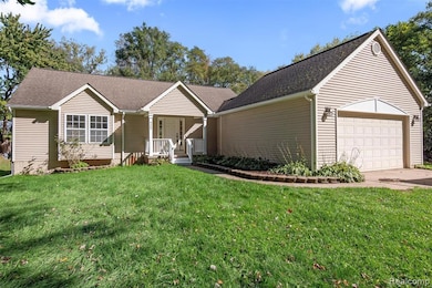 9266 Hillcrest, Clarkston, MI 48348 - photo 2