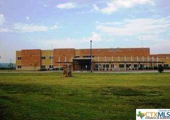 232 Friendship Oak Dr, San Marcos, TX 78666 - photo 4