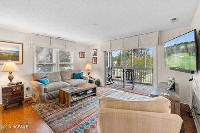 3350ClubVillasDr1103 - 30
