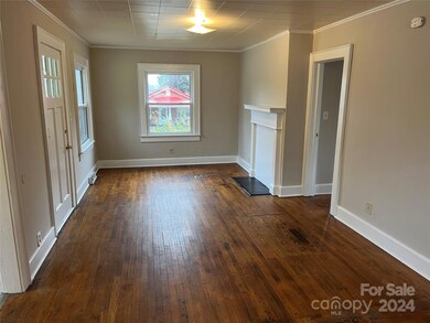 635 Hillcrest Dr, Shelby, NC 28150 - photo 6