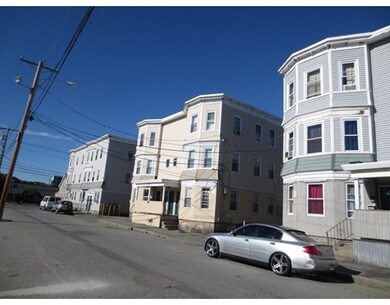 23 Jordan unit 23, Lawrence, MA 01841 - photo 2