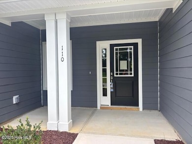 110 Firethorn Cir, Wallace, NC 28466 - photo 2