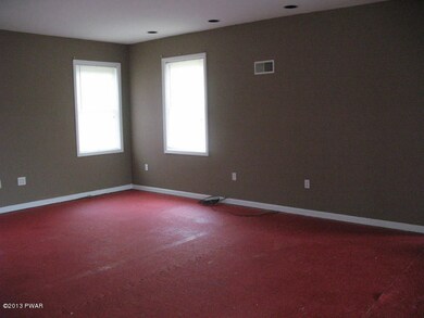 22 Pitcavage Ct, Hamlin, PA 18427 - photo 4