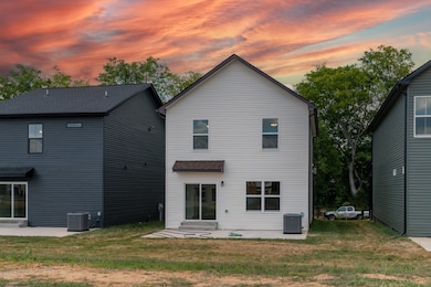 620 Southern Pass Run, Clarksville, TN 37043 - photo 3