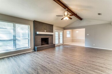 8404 Glenann Dr, North Richland Hills, TX 76182 - photo 6