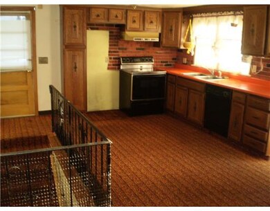 108 Jordan Ave, Cranston, RI 02910 - photo 4