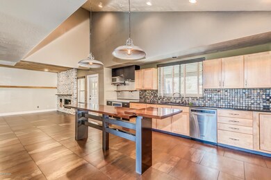 985 E Drake Dr, Tempe, AZ 85283 - photo 7