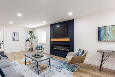 2867 Holly Oaks Dr, Marietta, GA 30062 - photo 7