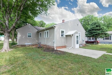 817 6th St, Onawa, IA 51040 - photo 3