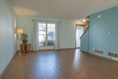 844 Spivey Ln, Galloway, OH 43119 - photo 2