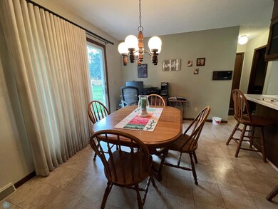 1808 19th St S, Fargo, ND 58103 - photo 6