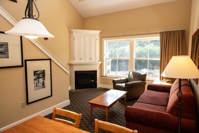 421 Qtr I Jackson Gore Inn, Ludlow, VT 05149 - photo 2