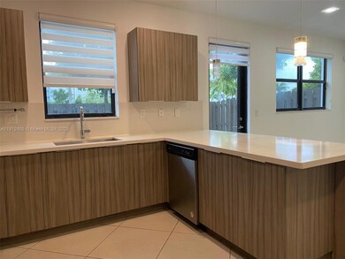 10440 NW 78th Terrace unit 10440, Doral, FL 33178 - photo 4