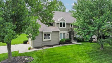 8029 Darnell Ln, Lenexa, KS 66215 - photo 2