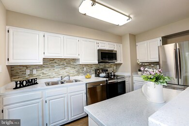 2731 Sweet Clover Ct, Silver Spring, MD 20904 - photo 6