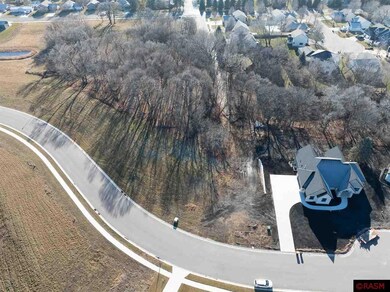 0 S Pointe Ct, North Mankato, MN 56003 - photo 3