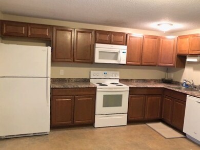 24 Robins St unit 24, East Bridgewater, MA 02333 - photo 3