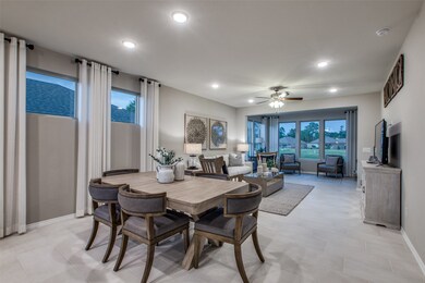 433 Thistle Thorn Dr, the Woodlands, TX 77382 - photo 4