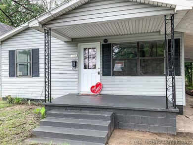 731 S Strong Blvd, McAlester, OK 74501 - photo 2