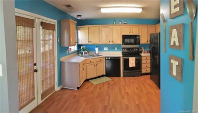New kitchen appliances just installed. Both French