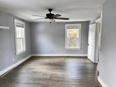 32 W Pine St unit B, Plaistow, NH 03865 - photo 6