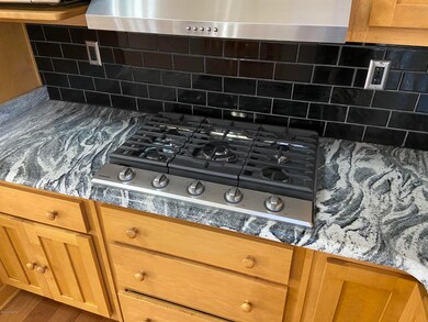 373E1E10-3B6A-432B-963F-C0820A55BCB2