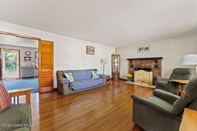 1060 Western Rd, Castleton On Hudson, NY 12033 - photo 4