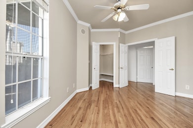 The Renaissance at River Oaks unit B213, Houston, TX 77019 - photo 7