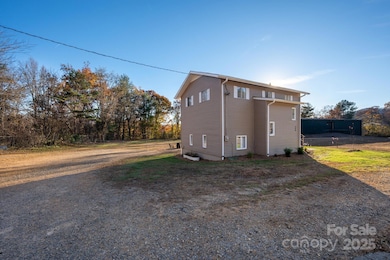 Plenty of parking ideal for RV's and Boats