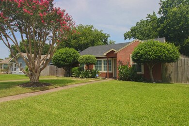 5015 Arvilla Ln, Houston, TX 77021 - photo 2