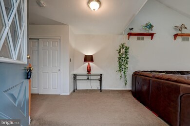 27 Allison Ct unit 1925, Monmouth Junction, NJ 08852 - photo 5