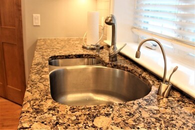 781 King St, Franklin, MA 02038 - photo 6