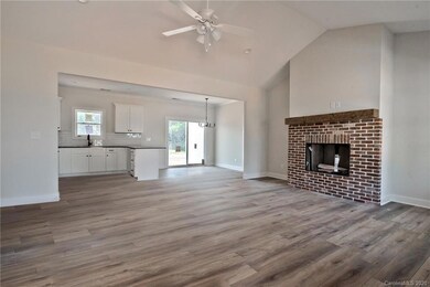 259 Lone Pine Rd unit 3, Statesville, NC 28625 - photo 6