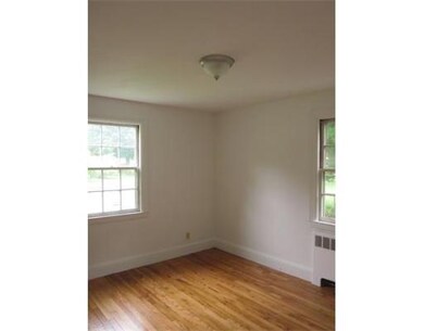 9 Mountain St unit 1, Florence, MA 01062 - photo 7