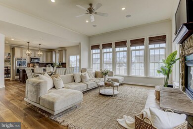 812 Stable Manor Rd, Reisterstown, MD 21136 - photo 5