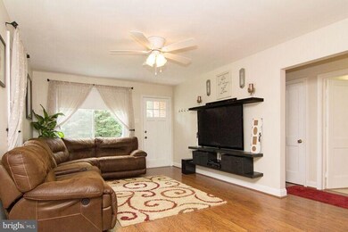 4 Jefferson Ave, Cockeysville, MD 21030 - photo 3