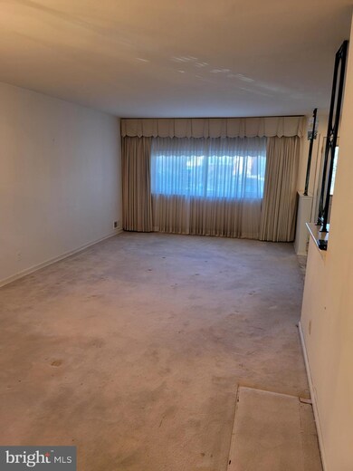 10214 Conover Dr, Silver Spring, MD 20902 - photo 4