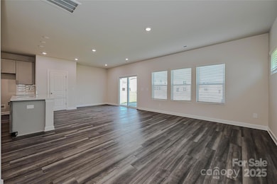 1313 30th Street Ln NE, Conover, NC 28613 - photo 4