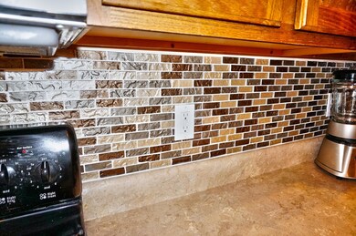 Backsplash in Kitchen.jpg