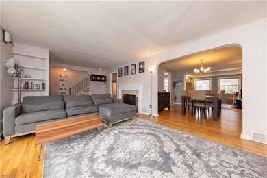 The warm and comfortable Living Room with built-in