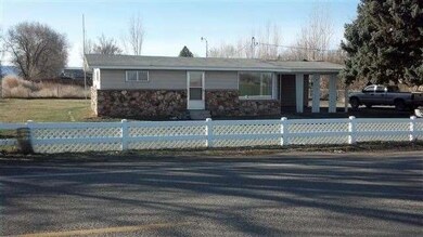 723 W Idaho Ave, Homedale, ID 83628 - photo 2