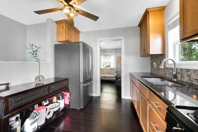 139 N Ernest St, Griffith, IN 46319 - photo 5