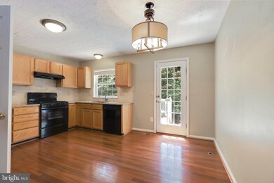 8306 Water Lily Way, Laurel, MD 20724 - photo 5