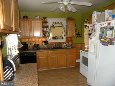 6228 Walnut Ave, Sykesville, MD 21784 - photo 6